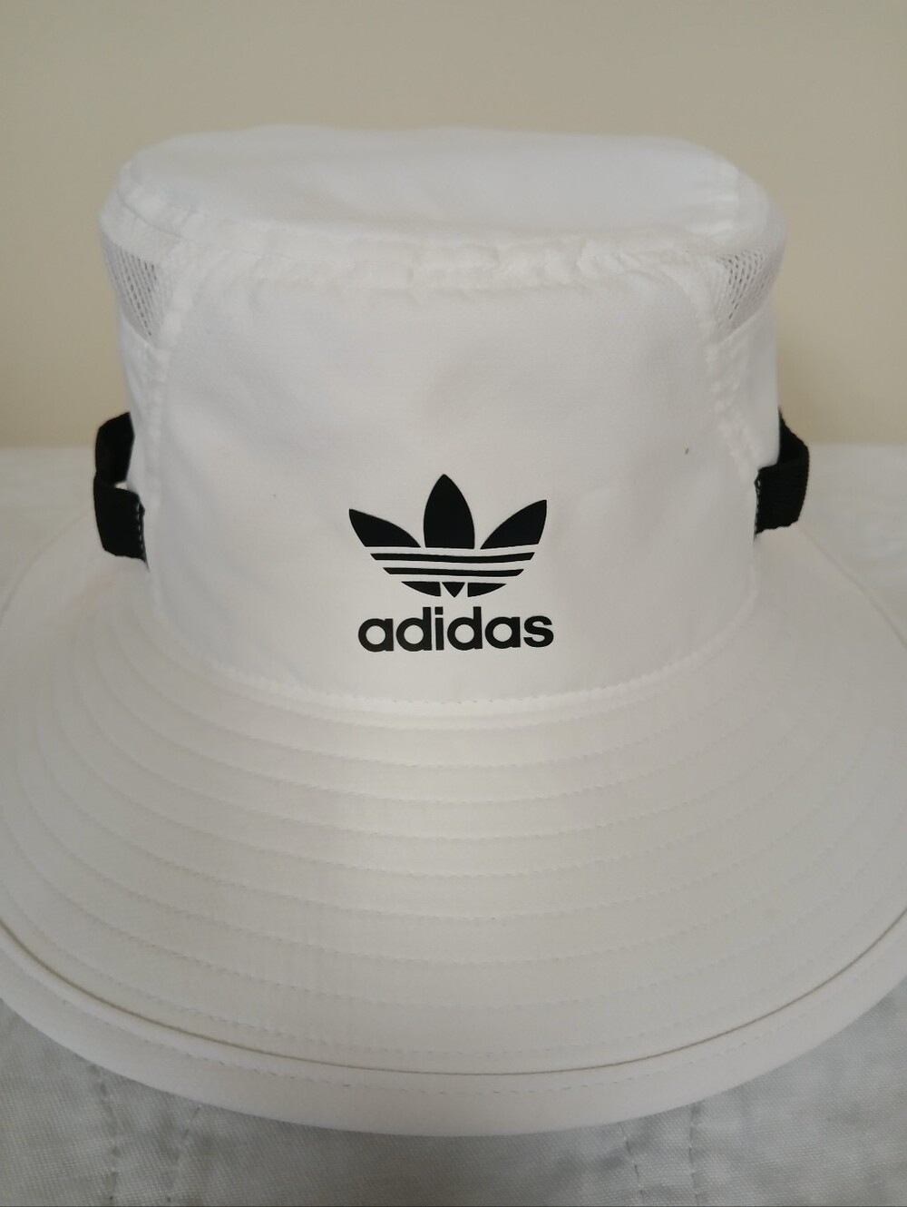 Title:adidas Originals White Boonie Bucket Hat Wide Brim Mesh